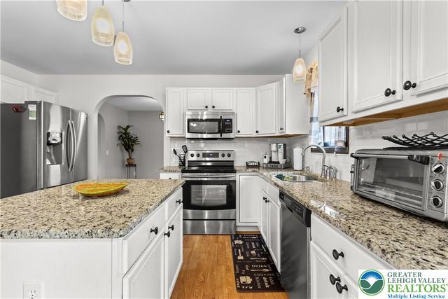 226 Regent Street, Lehman Twp, PA 18324