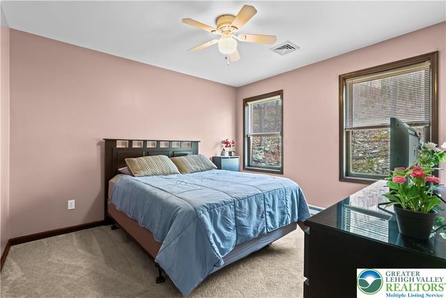 226 Regent Street, Lehman Twp, PA 18324