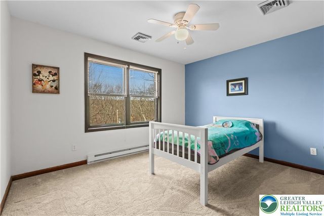 226 Regent Street, Lehman Twp, PA 18324