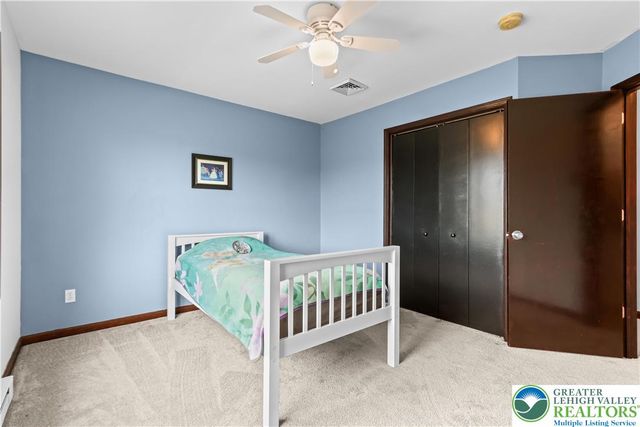 226 Regent Street, Lehman Twp, PA 18324