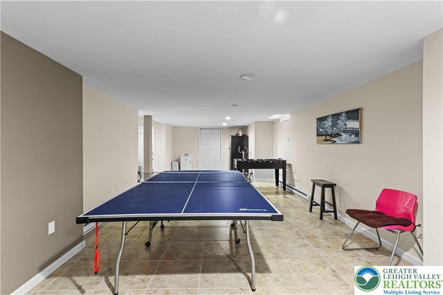 226 Regent Street, Lehman Twp, PA 18324