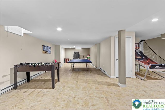 226 Regent Street, Lehman Twp, PA 18324