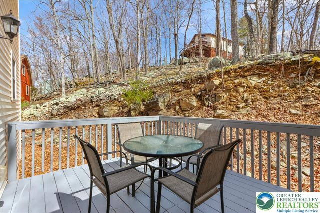 226 Regent Street, Lehman Twp, PA 18324