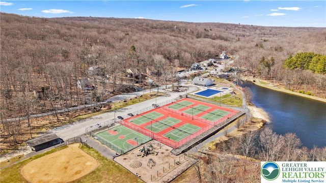 226 Regent Street, Lehman Twp, PA 18324