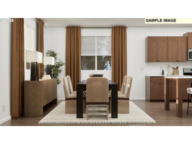 1011 Clemson St, Woodburn, OR 97071