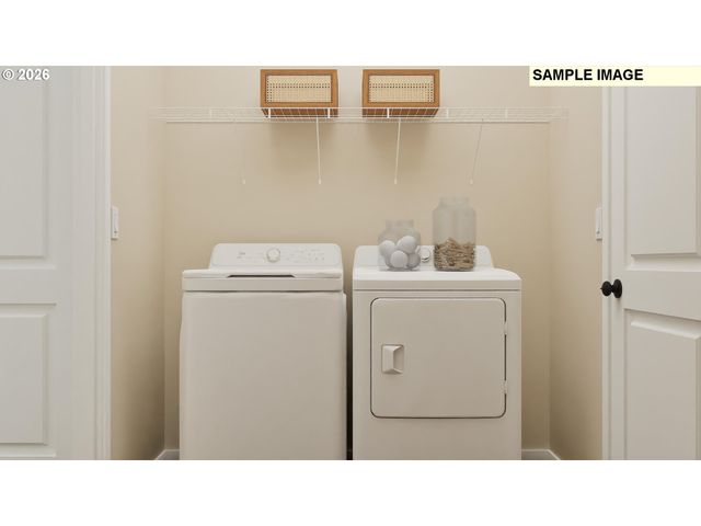 1011 Clemson St, Woodburn, OR 97071