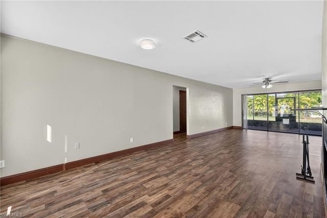 1425 SE 25th LN, Cape Coral, FL 33904