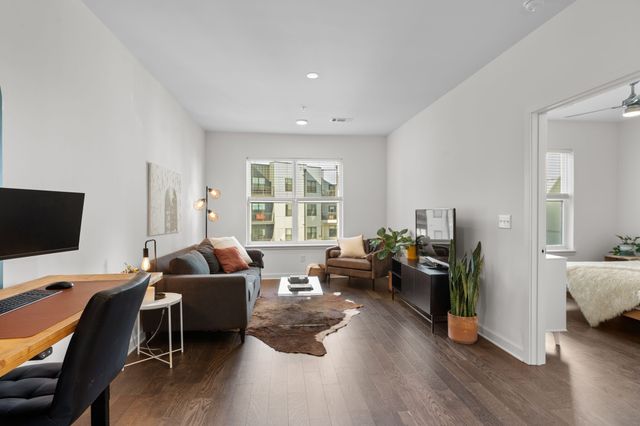 1677 54th Ave N Apt 318, Nashville, TN 37209