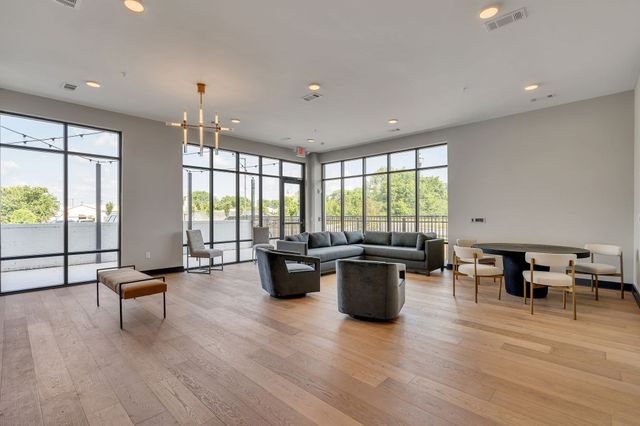 1677 54th Ave N Apt 318, Nashville, TN 37209