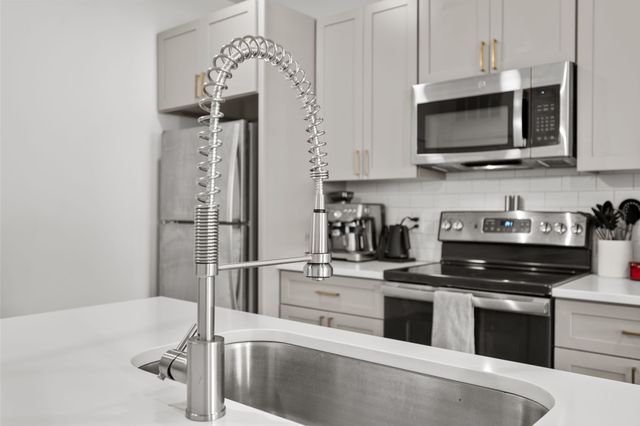 1677 54th Ave N Apt 318, Nashville, TN 37209