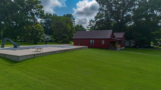 117 Broadway Street, Marion, KY 42064