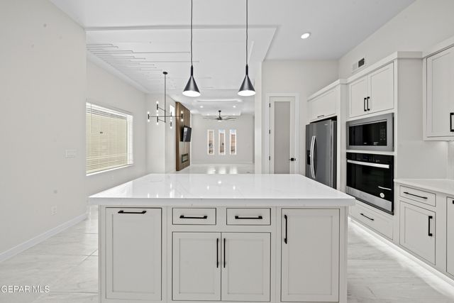 13391 JEFF WINTON Drive, El Paso, TX 79928