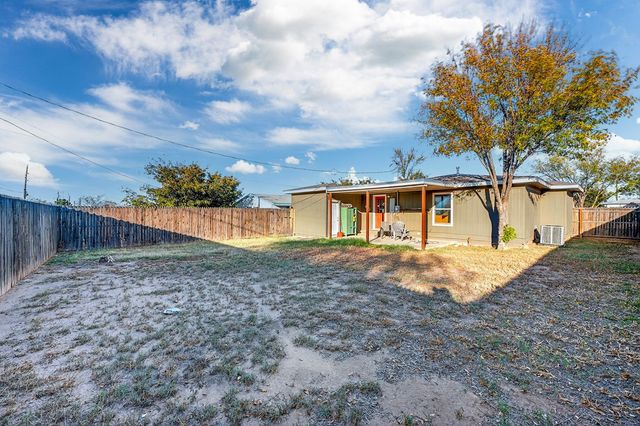 1304 Stanford, Big Spring, TX 79720