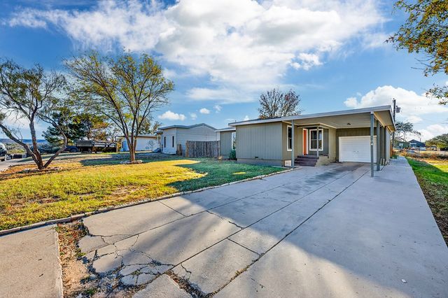 1304 Stanford, Big Spring, TX 79720