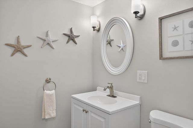 1456 Santuit-Newtown Road, Cotuit, MA 02635