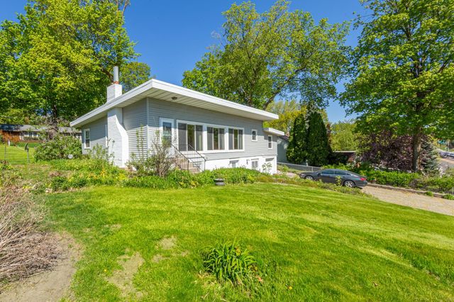 223 Central Avenue N, Wayzata, MN 55391