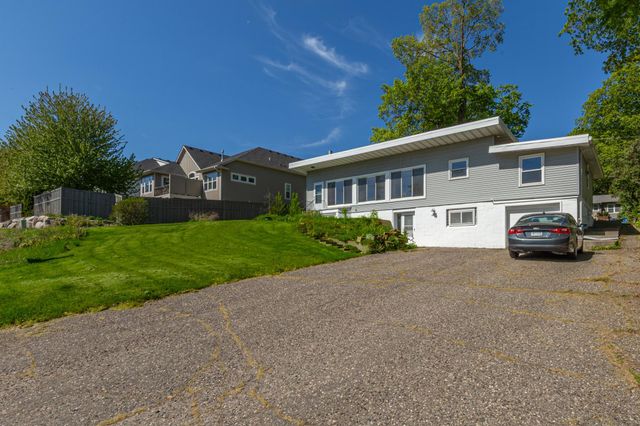 223 Central Avenue N, Wayzata, MN 55391