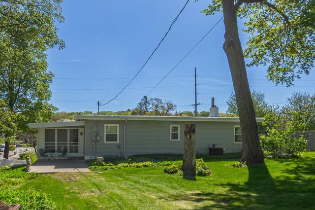 223 Central Avenue N, Wayzata, MN 55391
