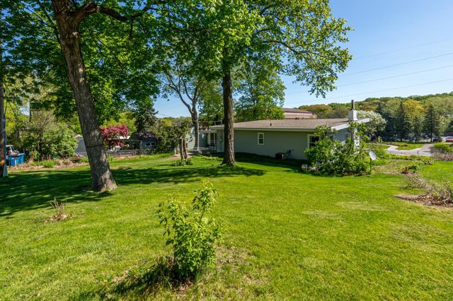 223 Central Avenue N, Wayzata, MN 55391