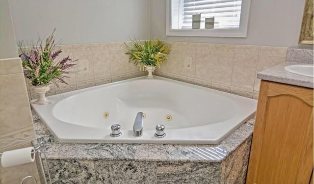 56 Valley St, Everett, MA 02149