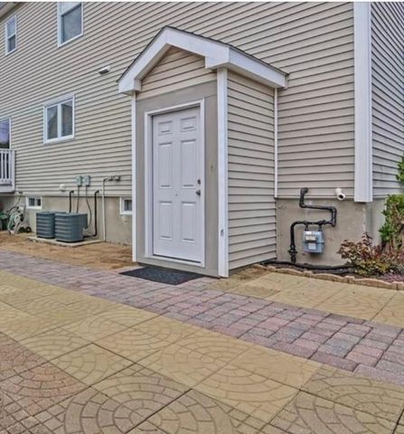 56 Valley St, Everett, MA 02149
