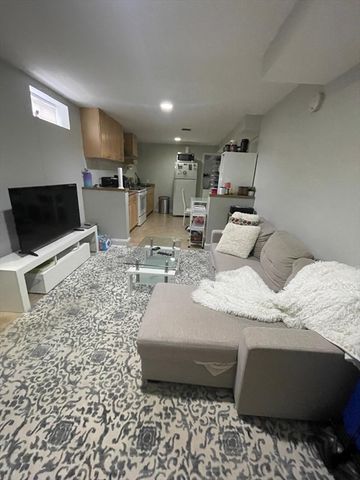 56 Valley St, Everett, MA 02149