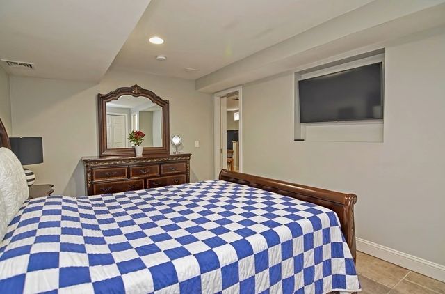 56 Valley St, Everett, MA 02149