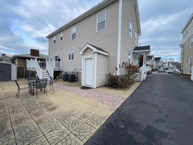 56 Valley St, Everett, MA 02149