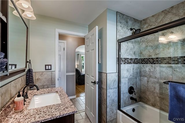 411 Linda View Lane, Utica, NY 13502