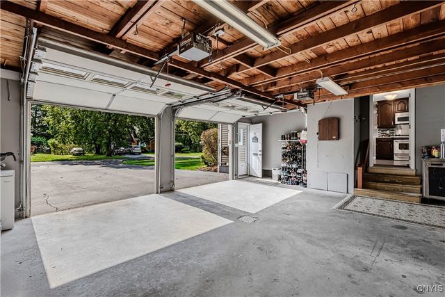 411 Linda View Lane, Utica, NY 13502