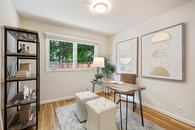 902 San Marcos Circle, Mountain View, CA 94043