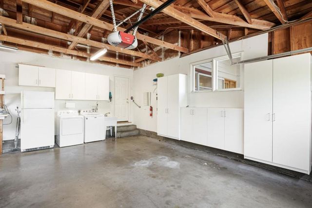 902 San Marcos Circle, Mountain View, CA 94043