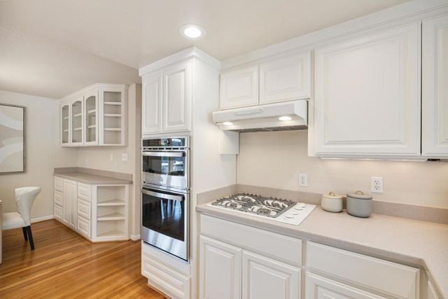 902 San Marcos Circle, Mountain View, CA 94043