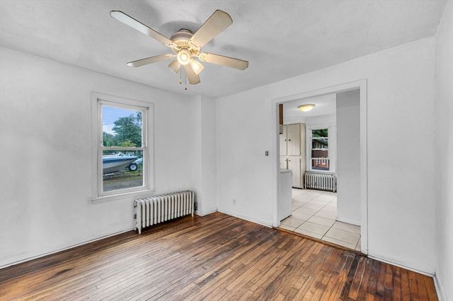 180 Lake Dr, Springfield, MA 01151