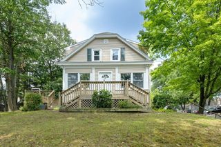 180 Lake Dr, Springfield, MA 01151