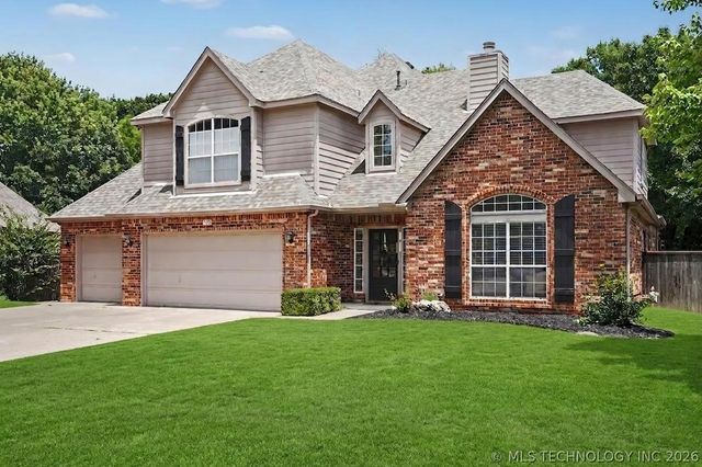 107 S Yellowood Avenue, Broken Arrow, OK 74012