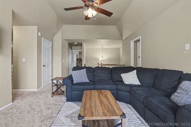 107 S Yellowood Avenue, Broken Arrow, OK 74012