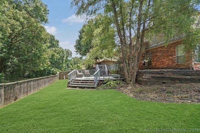 107 S Yellowood Avenue, Broken Arrow, OK 74012