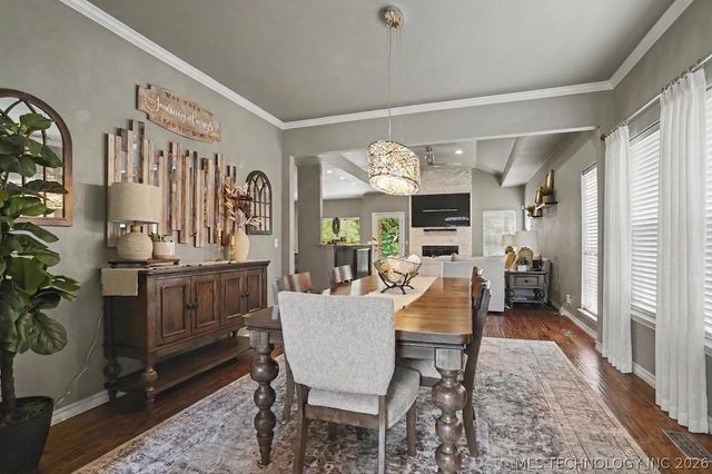 107 S Yellowood Avenue, Broken Arrow, OK 74012