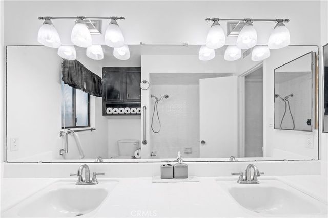 7800 Carol Sue Court, Bakersfield, CA 93308