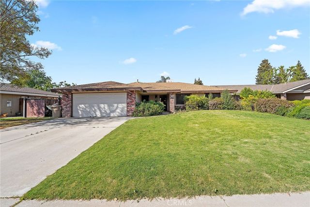 7800 Carol Sue Court, Bakersfield, CA 93308