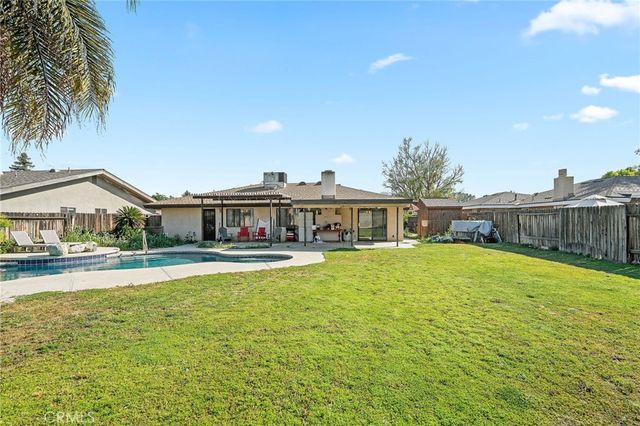 7800 Carol Sue Court, Bakersfield, CA 93308