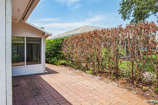 710 Timber Ridge Trail SW, Vero Beach, FL 32962