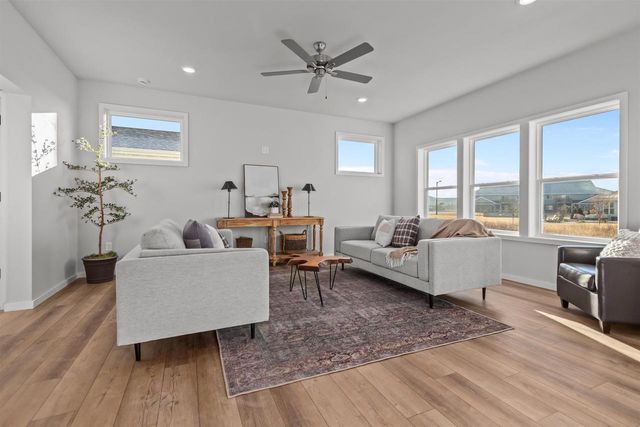 3731 E GLADIOLUS PLACE, Appleton, WI 54913