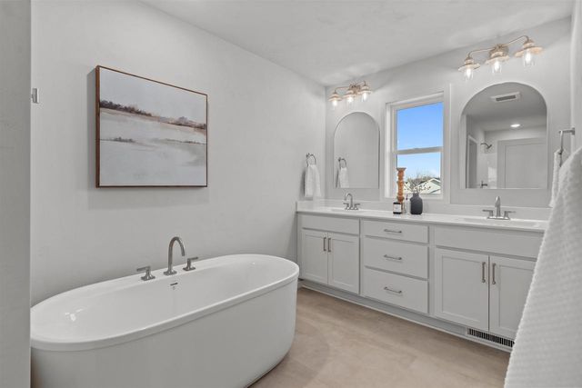 3731 E GLADIOLUS PLACE, Appleton, WI 54913