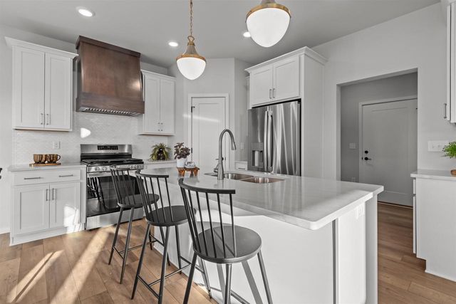 3731 E GLADIOLUS PLACE, Appleton, WI 54913