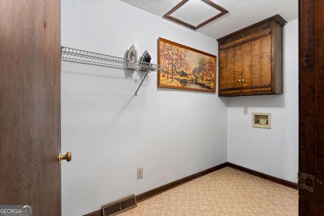 26 Fouche Drive SW, Cartersville, GA 30120