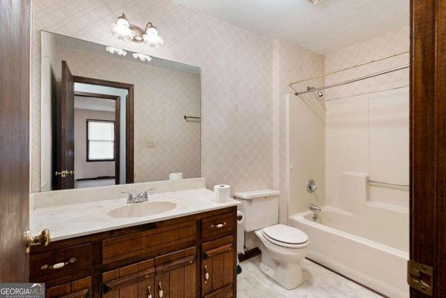 26 Fouche Drive SW, Cartersville, GA 30120