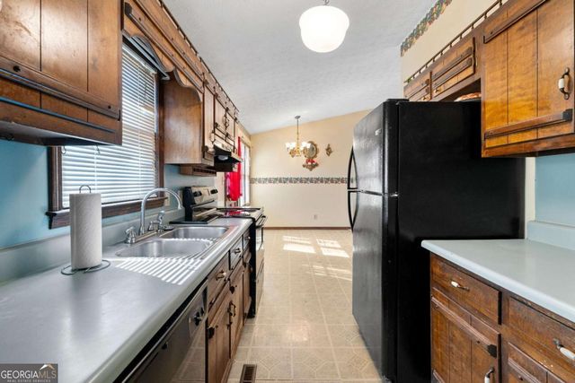 26 Fouche Drive SW, Cartersville, GA 30120