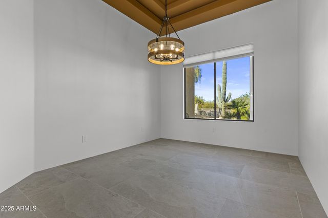 2617 W DESERT HILLS Drive, Phoenix, AZ 85086